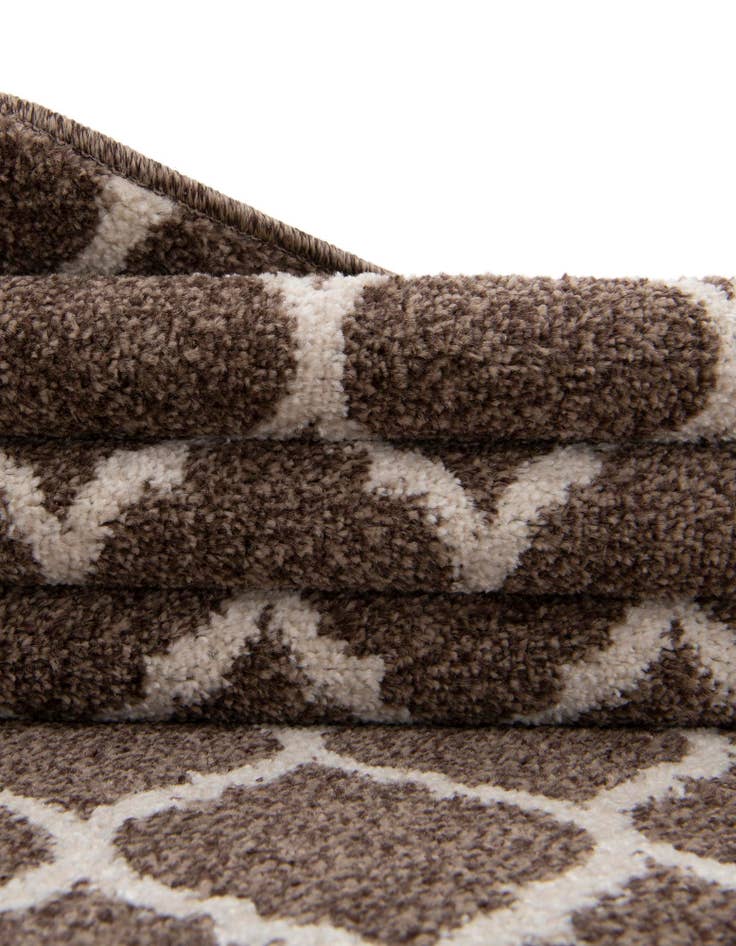 Detail image of 10' x 10' Lattice Square Rug