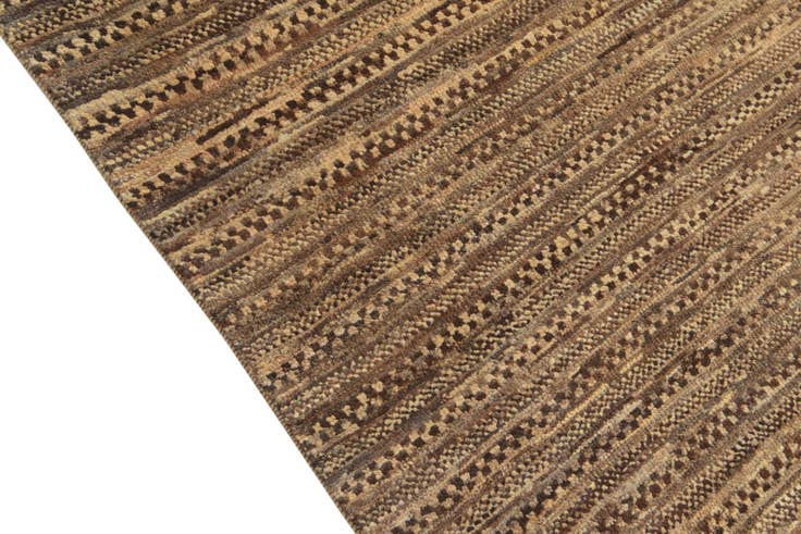 Detail image of 6' 5 x 7' 3 Hand Knotted Modern Ziegler Square Rug