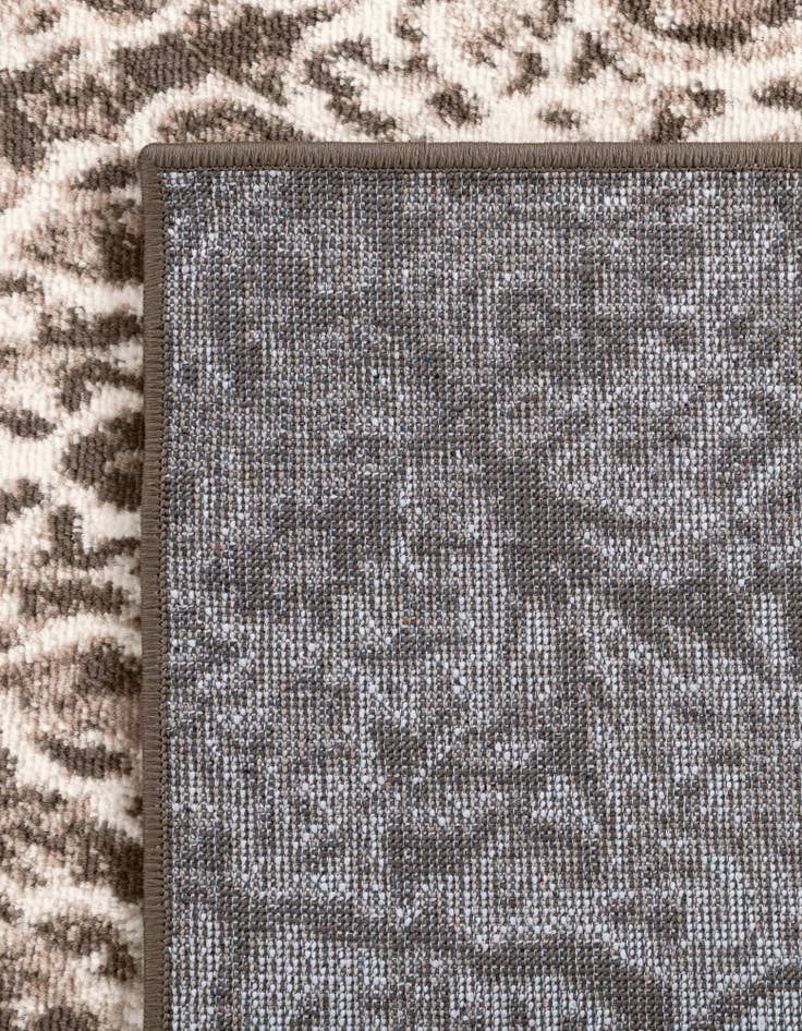 Detail image of 7' 10 x 7' 10 Monaco Square Rug