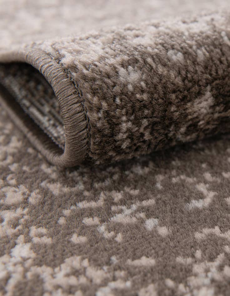 Detail image of 6' x 6' Monte Carlo Square Rug