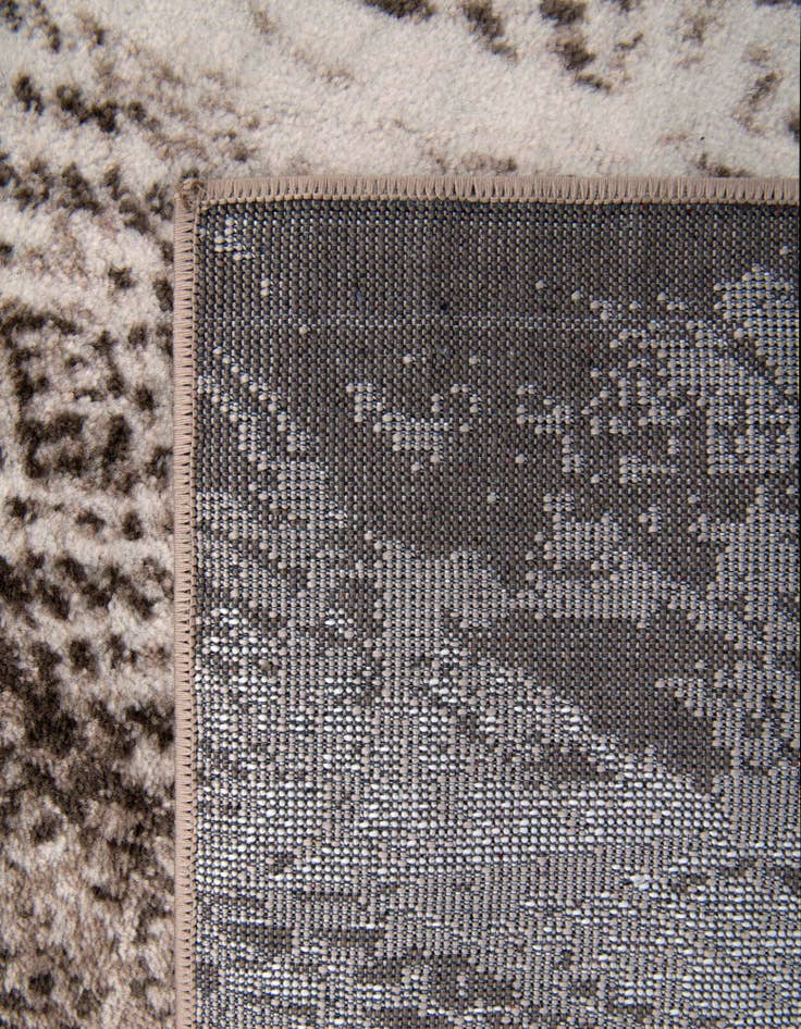Detail image of 7' 10 x 7' 10 Monte Carlo Square Rug