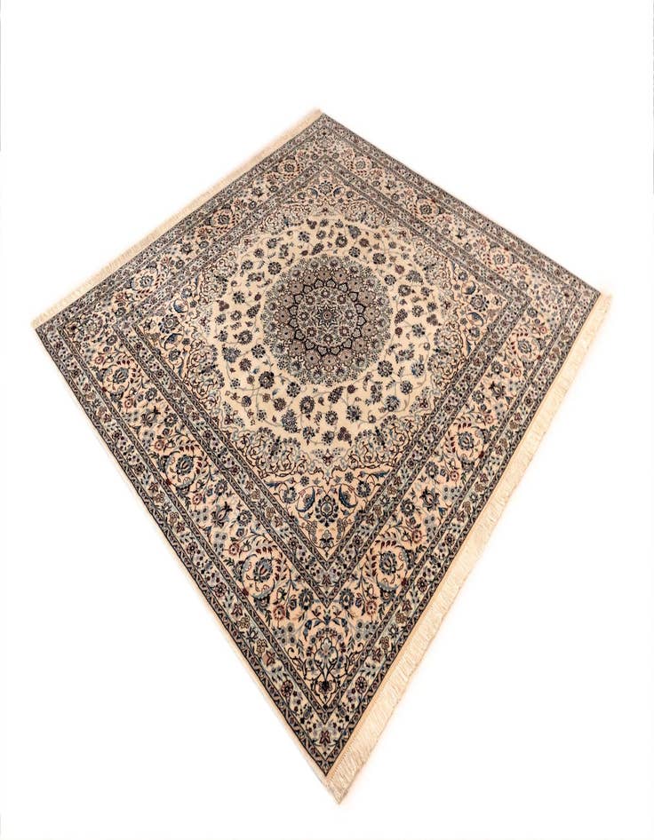 Detail image of 6' 6 x 6' 8 Nain Square Rug