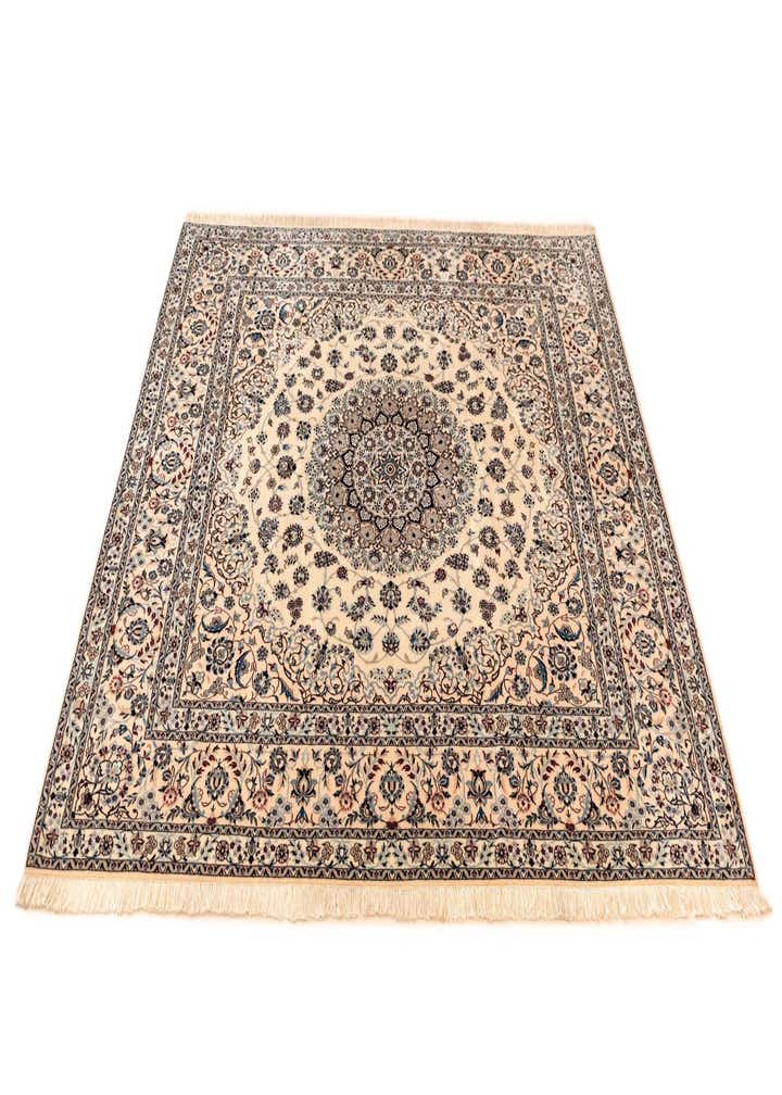 6' 6 x 6' 8 Nain Square Rug