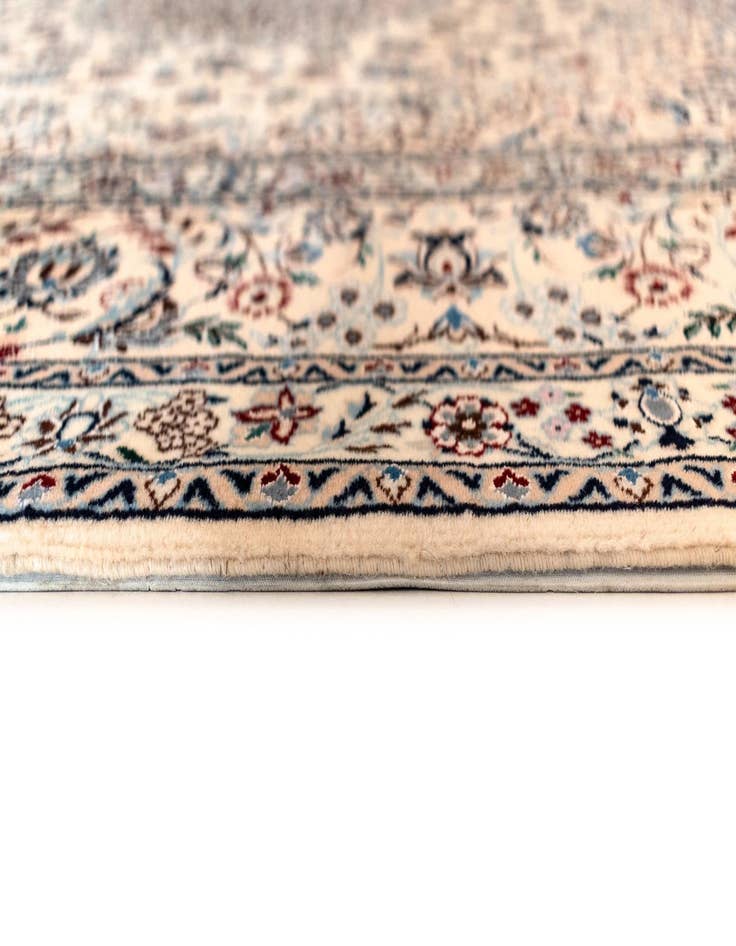 Detail image of 6' 6 x 6' 8 Nain Square Rug