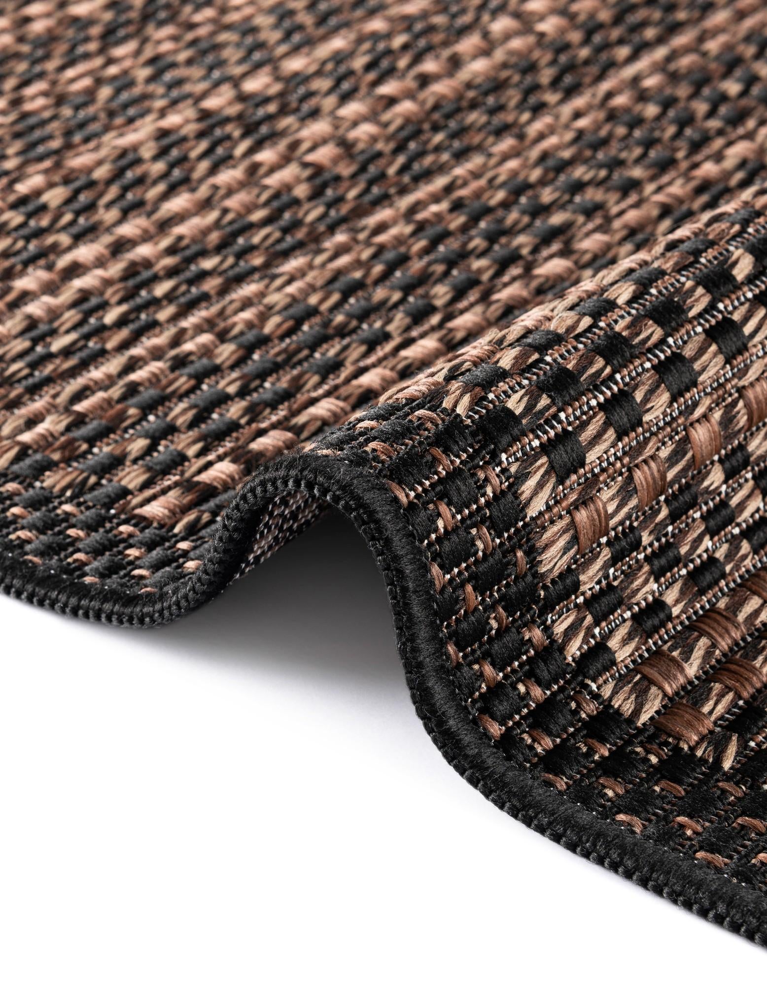 6' x 6' Easy-Clean Border Indoor / Outdoor Square Rug