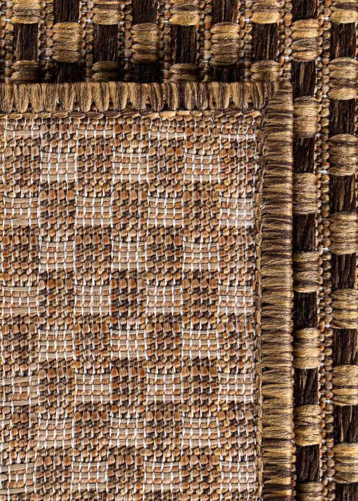 6' x 6' Easy-Clean Border Indoor / Outdoor Square Rug