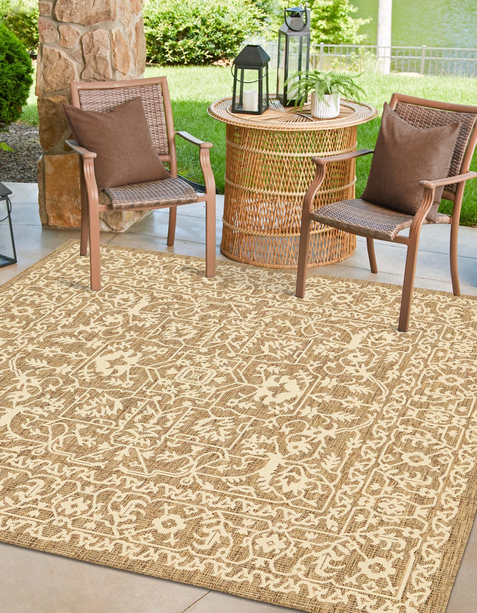 6' x 6' Easy-Clean Botanical Indoor / Outdoor Square Rug