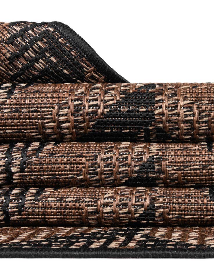 Detail image of 6' x 6'  Washable Modern Indoor / Outdoor Square Rug