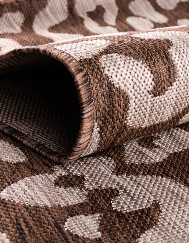 Detail image of 13' x 13' Easy-Clean Safari Indoor / Outdoor Square Rug