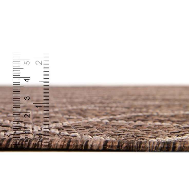 Detail image of 10' x 10' Easy-Clean Trellis Indoor / Outdoor Square Rug