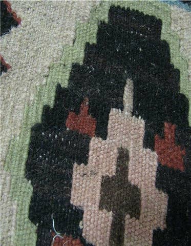 Detail image of 0' 9 x 0' 9 Hand Woven Shiraz PastInv Wool Square Rug