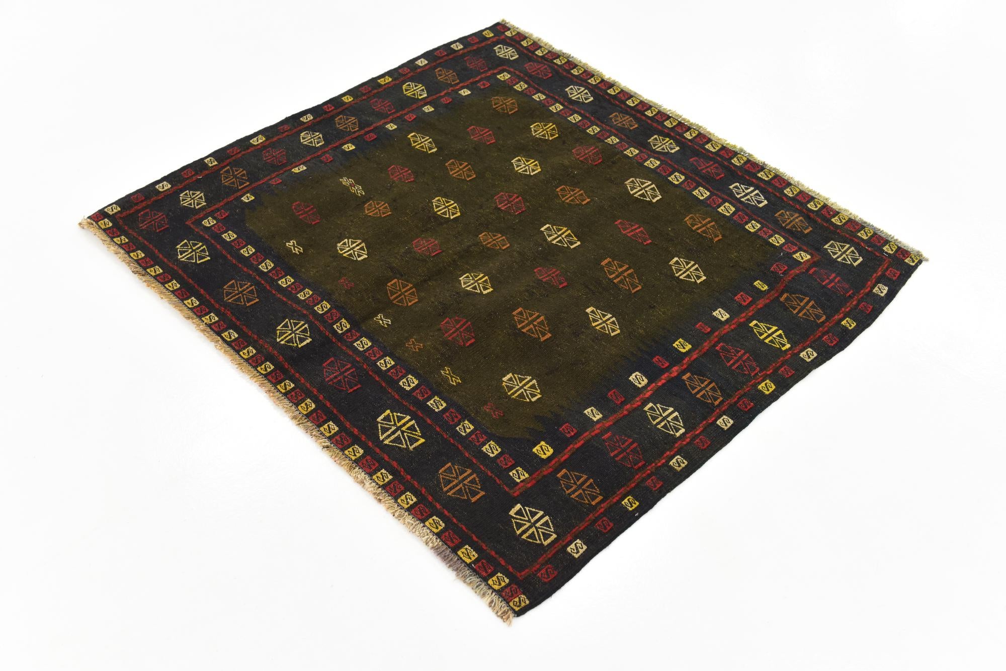 3' 10 x 4' 4 Hand Knotted Sumak Wool Square Rug