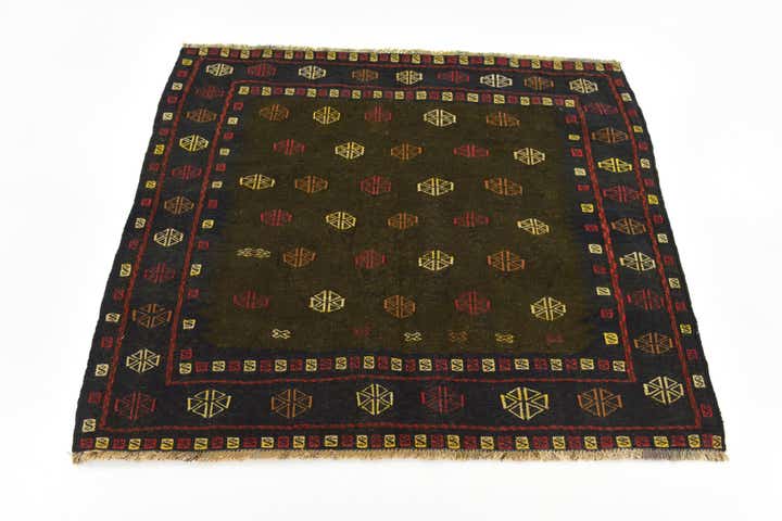 3' 10 x 4' 4 Hand Knotted Sumak Wool Square Rug