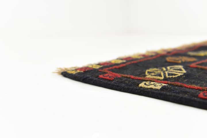 3' 10 x 4' 4 Hand Knotted Sumak Wool Square Rug