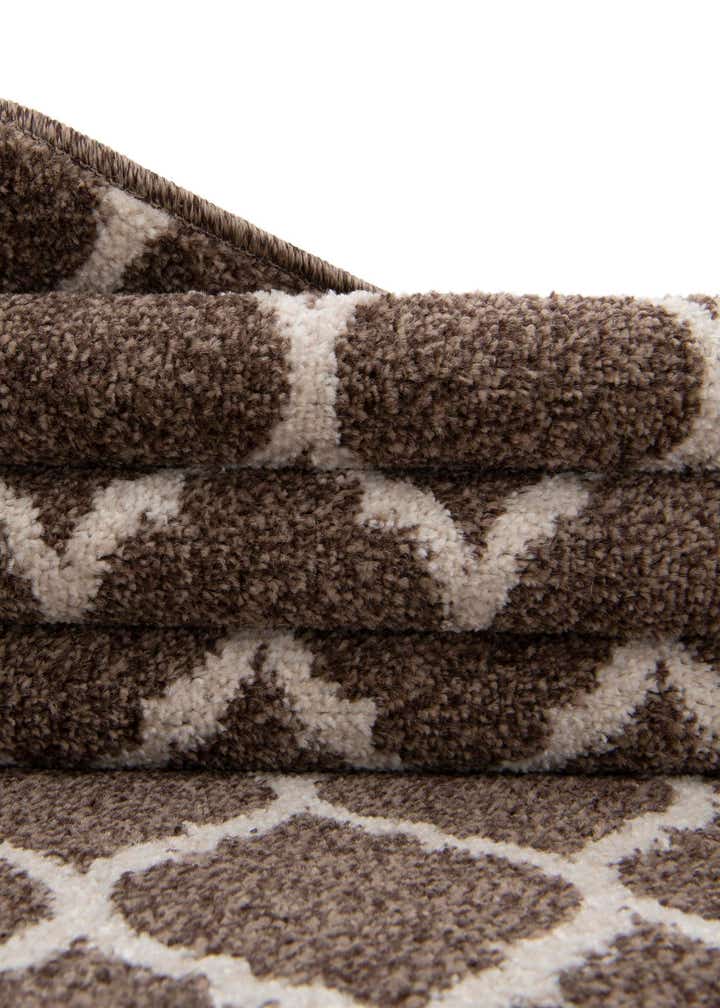 7' 10 x 7' 10 Trellis Square Rug