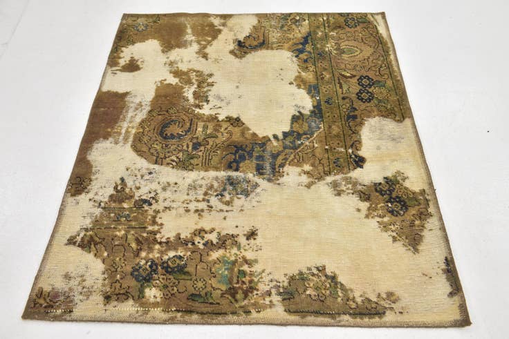 Detail image of 3' 10 x 4' 8 Hand Knotted Ultra Vintage Persian Wool Square Rug