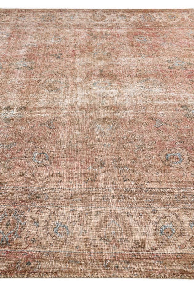 Detail image of 9' 2 x 9' 6 Hand Knotted Ultra Vintage Persian Wool Square Rug