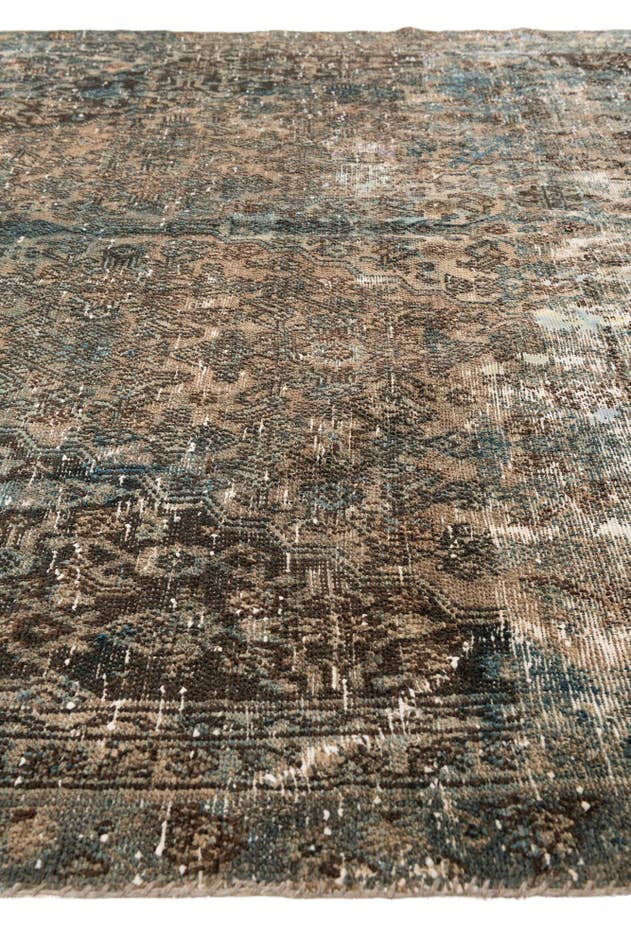 Detail image of 6' 5 x 7' 10 Hand Knotted Ultra Vintage Persian Wool Square Rug