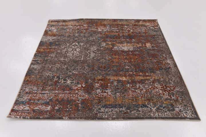 5' 2 x 5' 4 Villa Square Rug