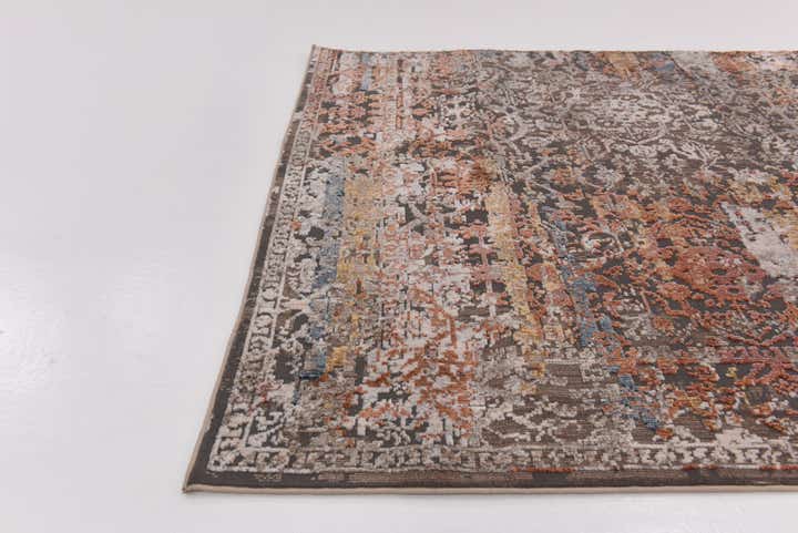 5' 2 x 5' 4 Villa Square Rug