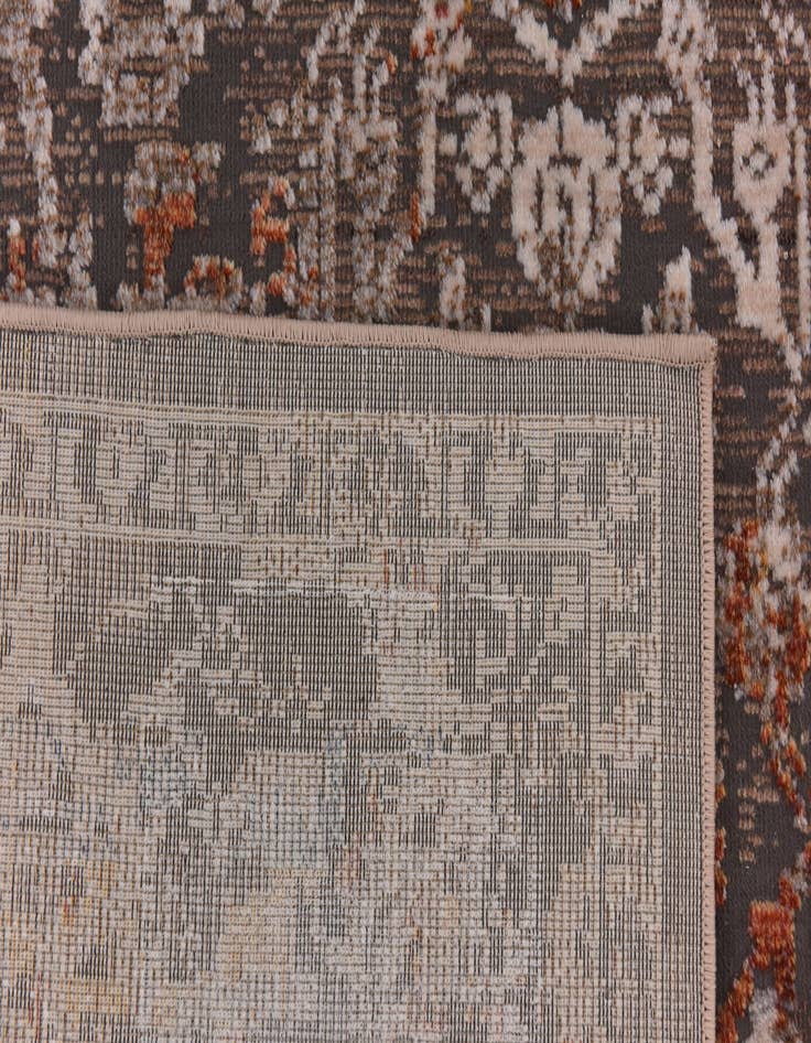 Detail image of 5' 2 x 5' 4 Villa Square Rug