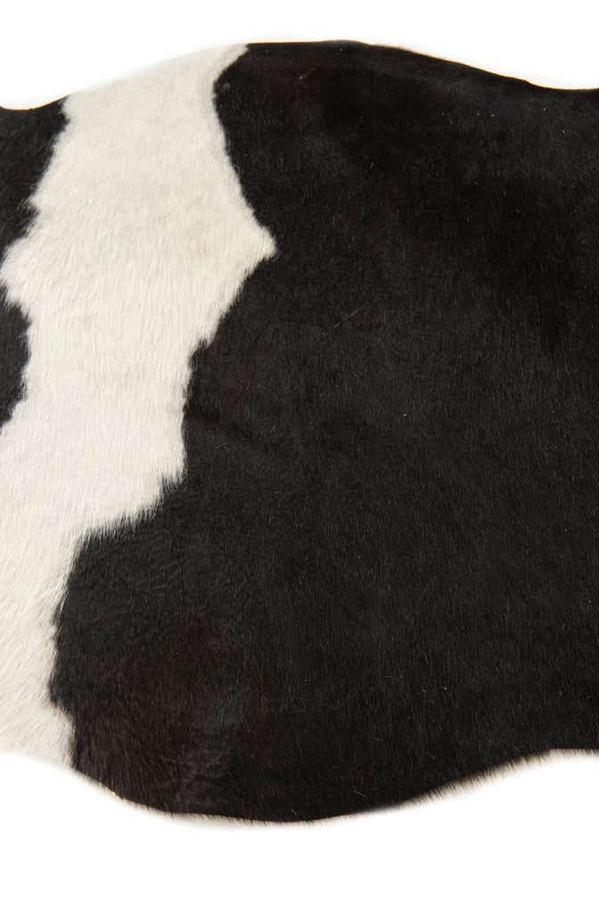 2' 1 x 2' 10 Cowhide Leather Rug