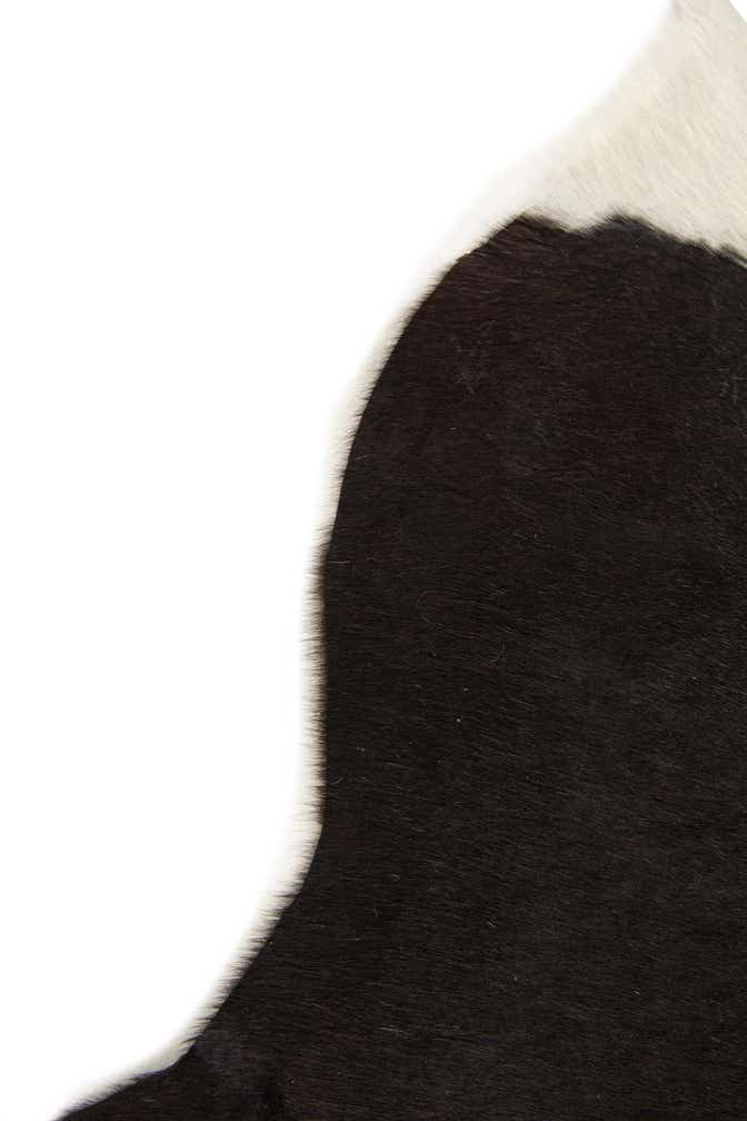 2' 1 x 2' 10 Cowhide Leather Rug