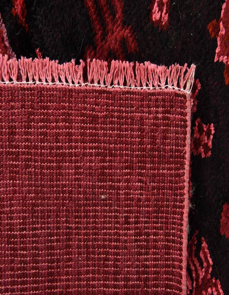 Detail image of 8' x 10' 3  Hand Knotted Darya Rug