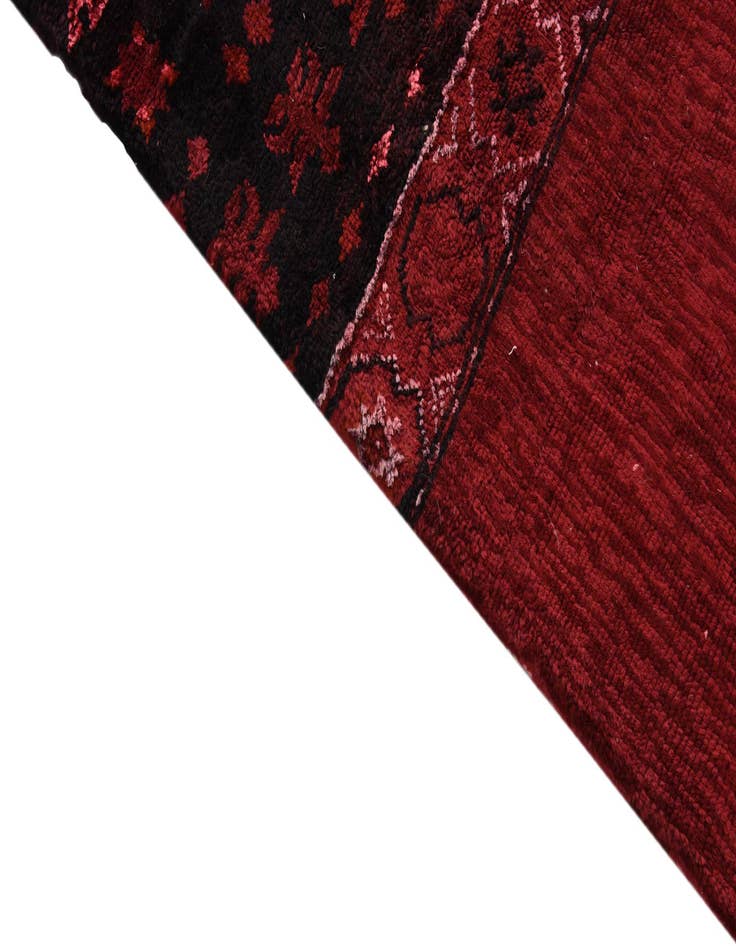 Detail image of 8' x 10' 3  Hand Knotted Darya Rug