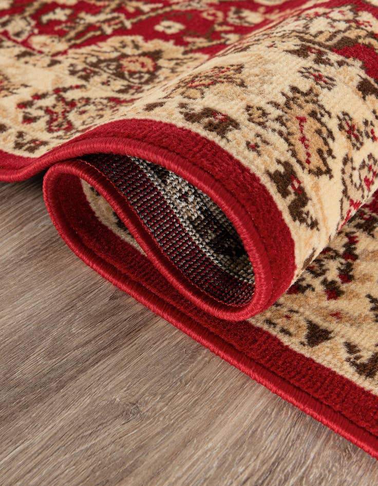 Detail image of 7' 10 x 7' 10 Yasmin Octagon Rug