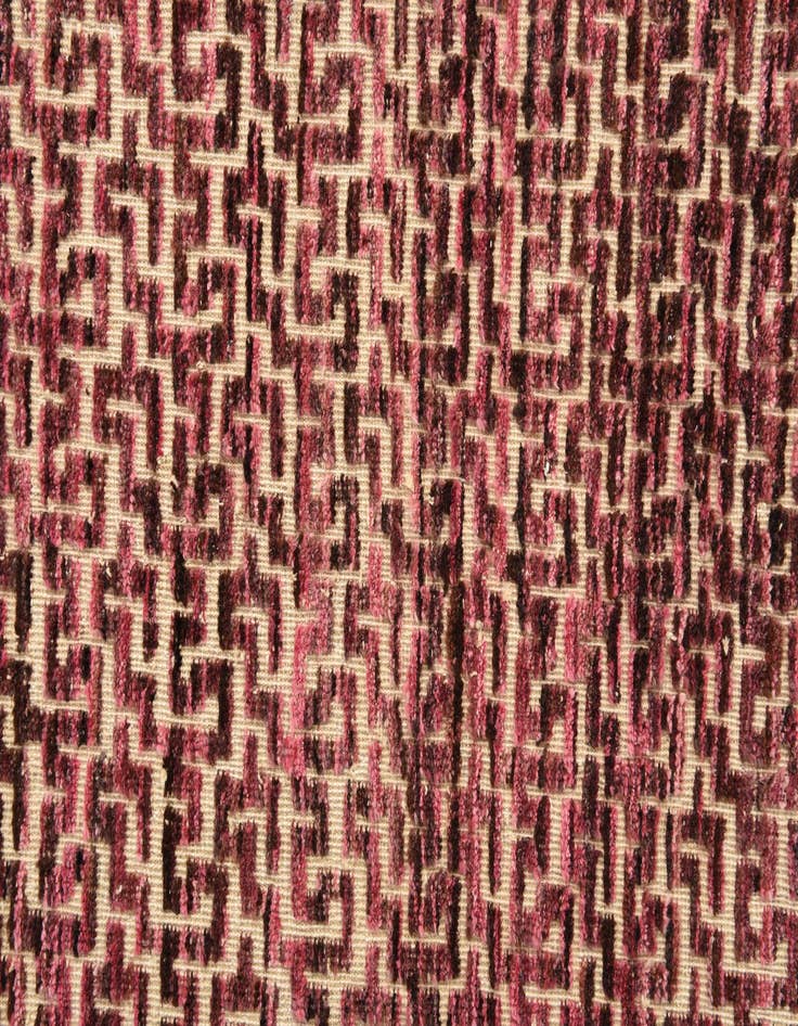 Detail image of 6' 7 x 9' 9  Hand Knotted Darya Wool Rug