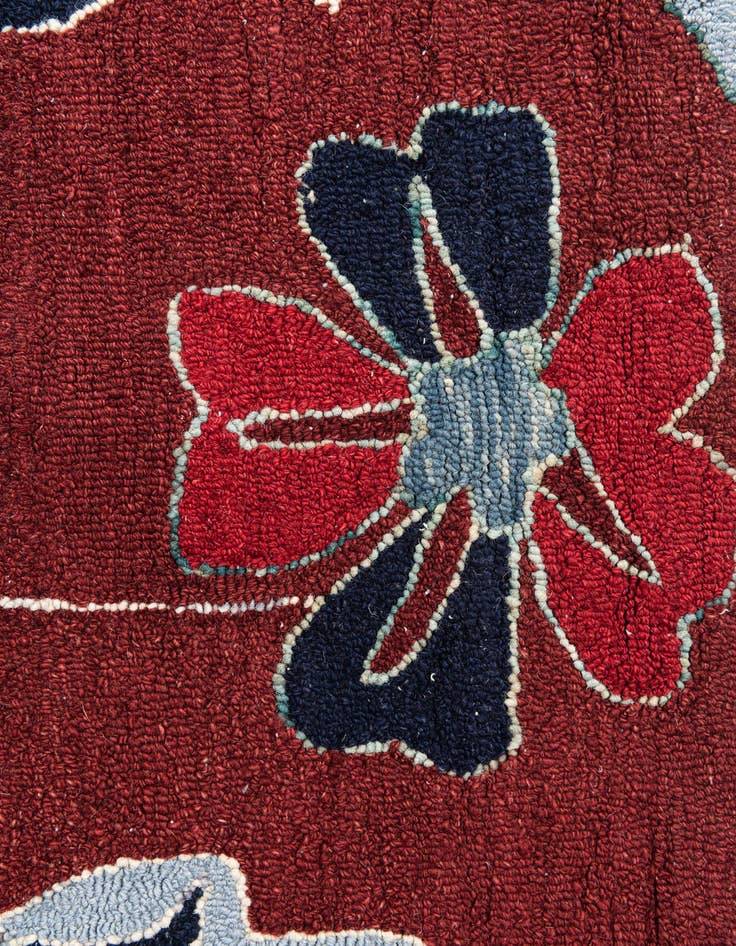 Detail image of 4' 1 x 6' 1 Agra Rug