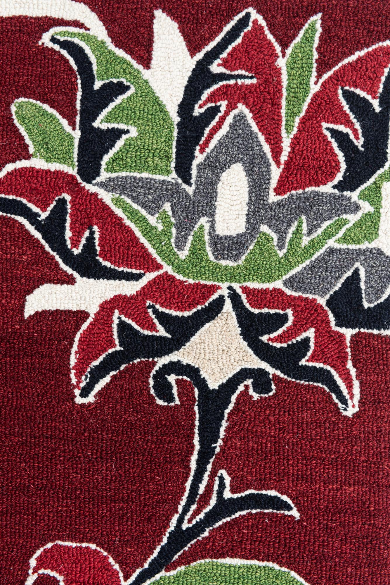 3' x 5' Agra Rug