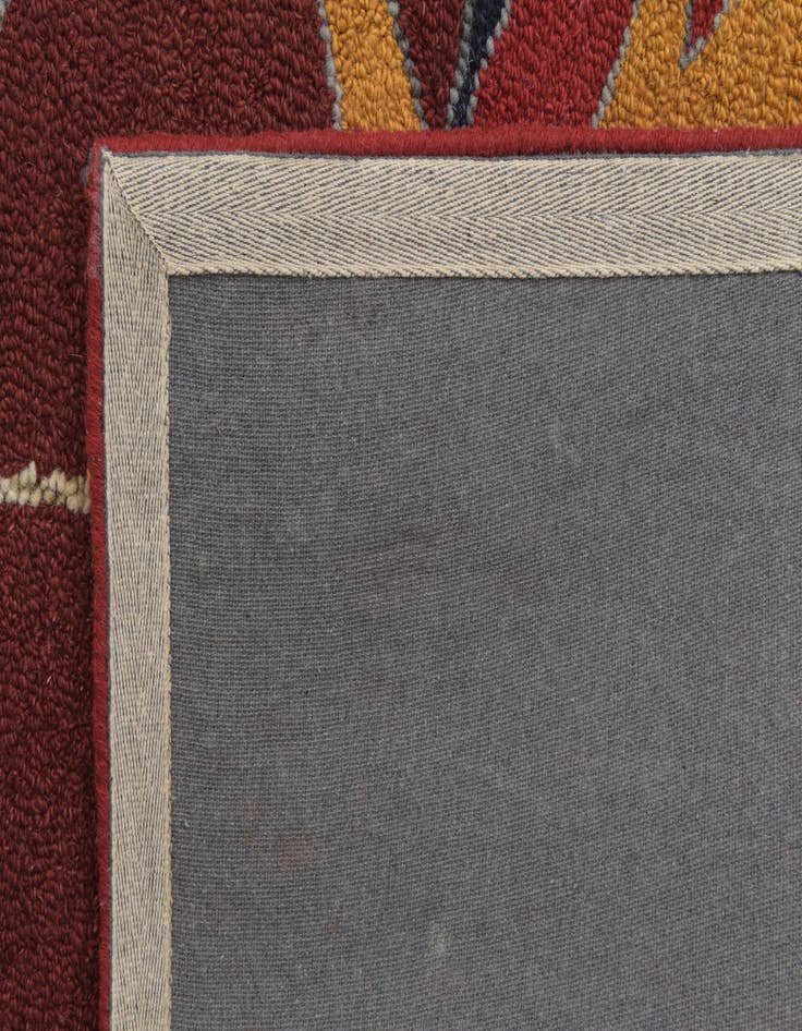 Detail image of 8' x 10' Agra Wool Rug