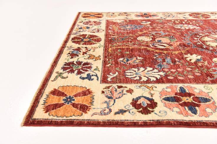 Detail image of 5' x 6' 9 Hand Knotted Ariana Ziegler Rug