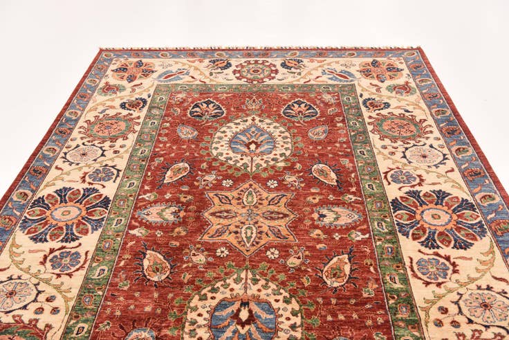 Detail image of 6' 9 x 9' 10 Hand Knotted Ariana Ziegler Rug