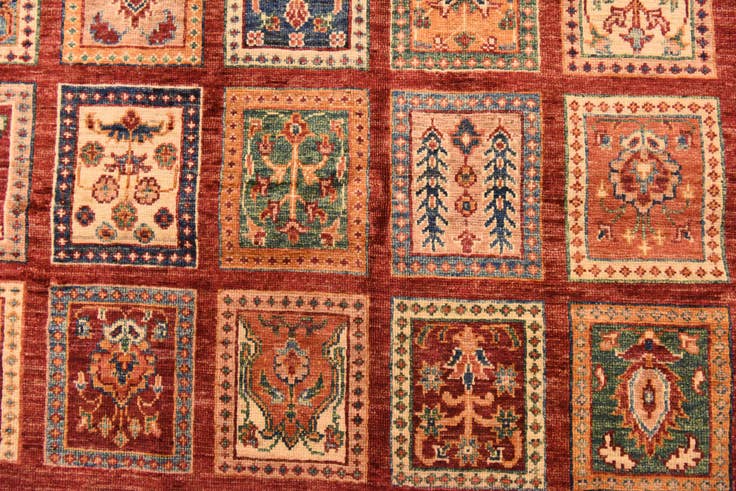 Detail image of 5' 8 x 7' 8 Hand Knotted Ariana Ziegler Rug