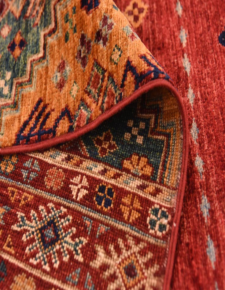 Detail image of 6' 6 x 9' 8  Hand Knotted Ariana Ziegler Rug