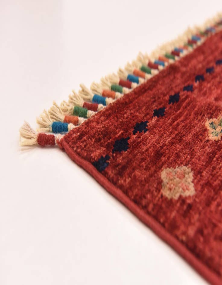 Detail image of 6' 6 x 9' 8  Hand Knotted Ariana Ziegler Rug