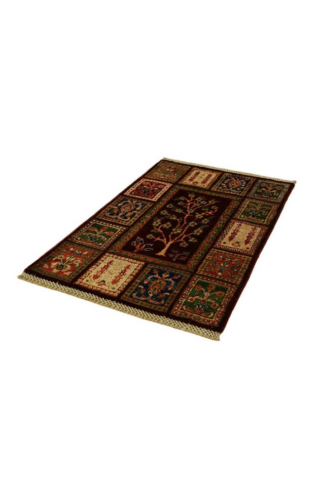 Detail image of 2' x 3' 4 Hand Knotted Ariana Ziegler Rug