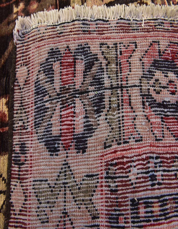 Detail image of 6' 3 x 9' 9 Hand Knotted Bakhtiar Persian Wool Rug