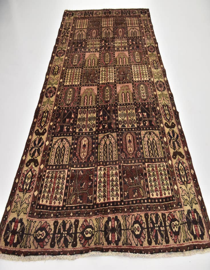 Detail image of 6' 3 x 9' 9 Hand Knotted Bakhtiar Persian Wool Rug