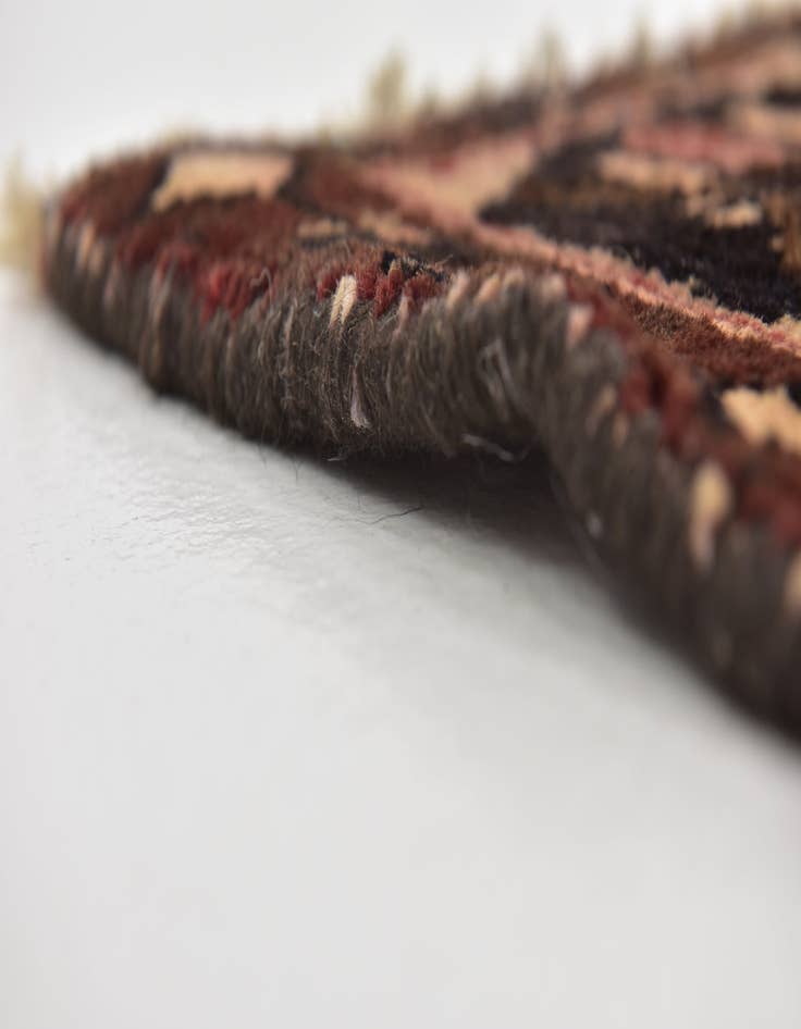 Detail image of 6' 3 x 9' 9 Hand Knotted Bakhtiar Persian Wool Rug