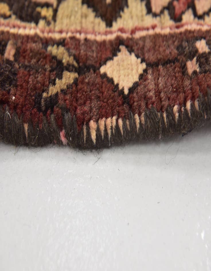 Detail image of 6' 3 x 9' 9 Hand Knotted Bakhtiar Persian Wool Rug