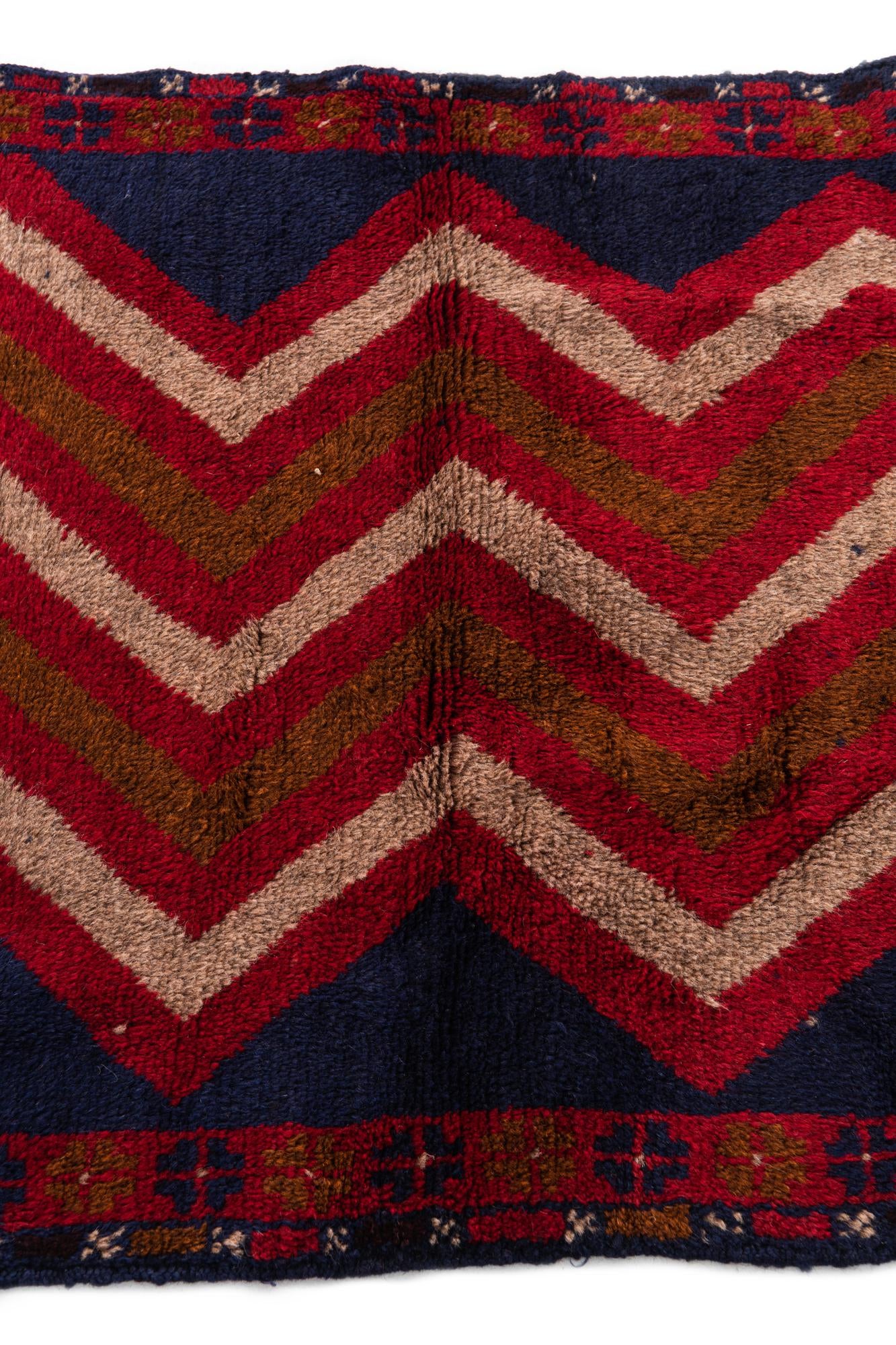 2' 9 x 4' 7 Hand Knotted Balouch Persian Wool Rug