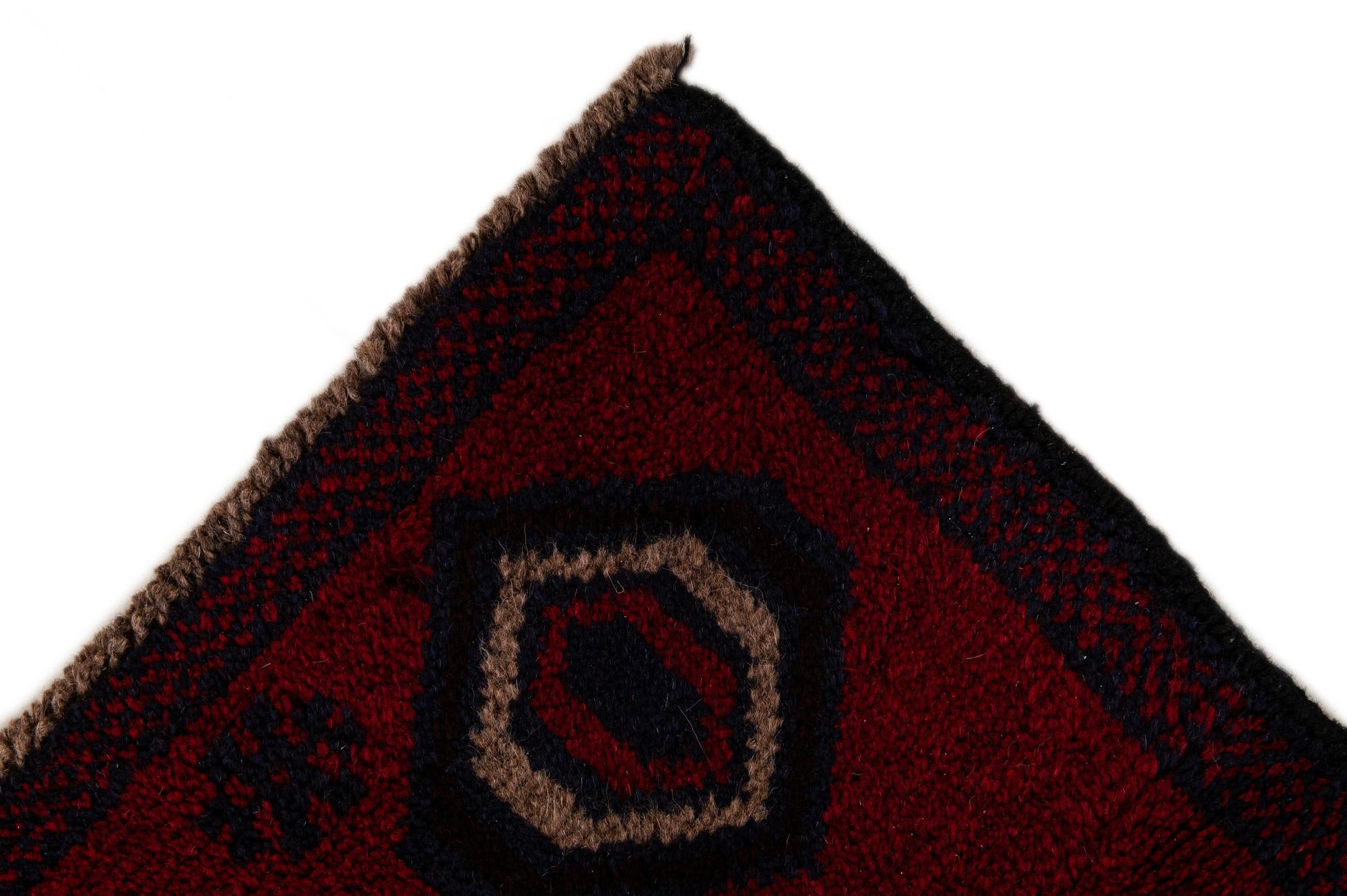 2' 9 x 4' 7 Hand Knotted Balouch Persian Wool Rug