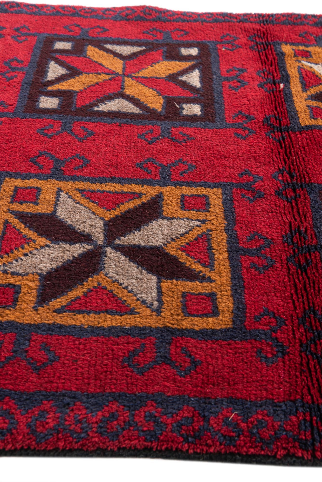 2' 10 x 4' 9 Hand Knotted Balouch Persian Wool Rug