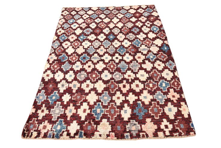 Detail image of 4' x 6' Hand Knotted Balouch Wool Rug