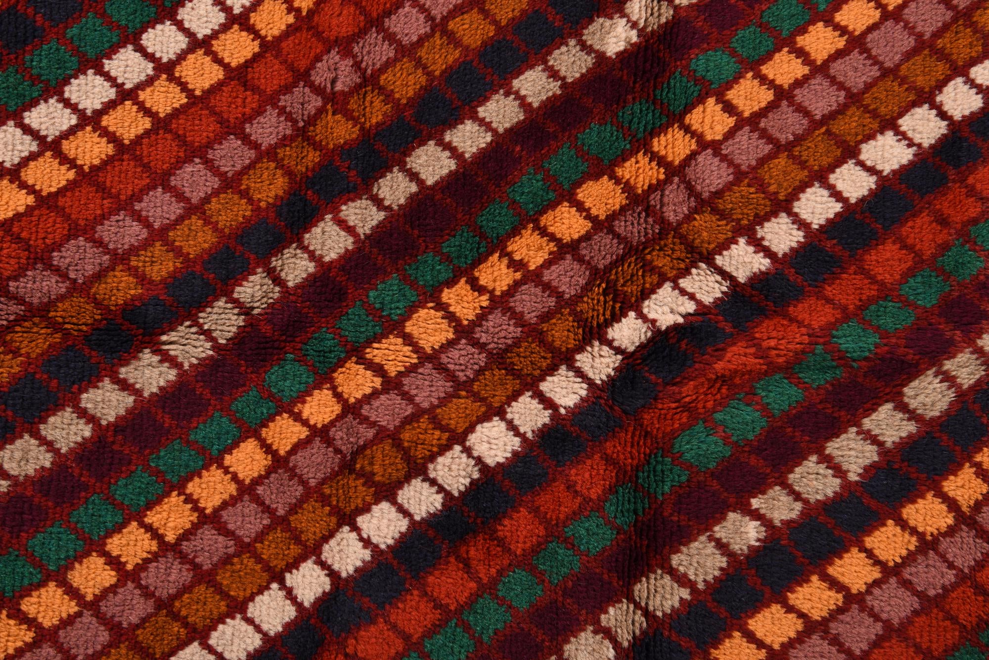 4' x 6' Hand Knotted Balouch Wool Rug