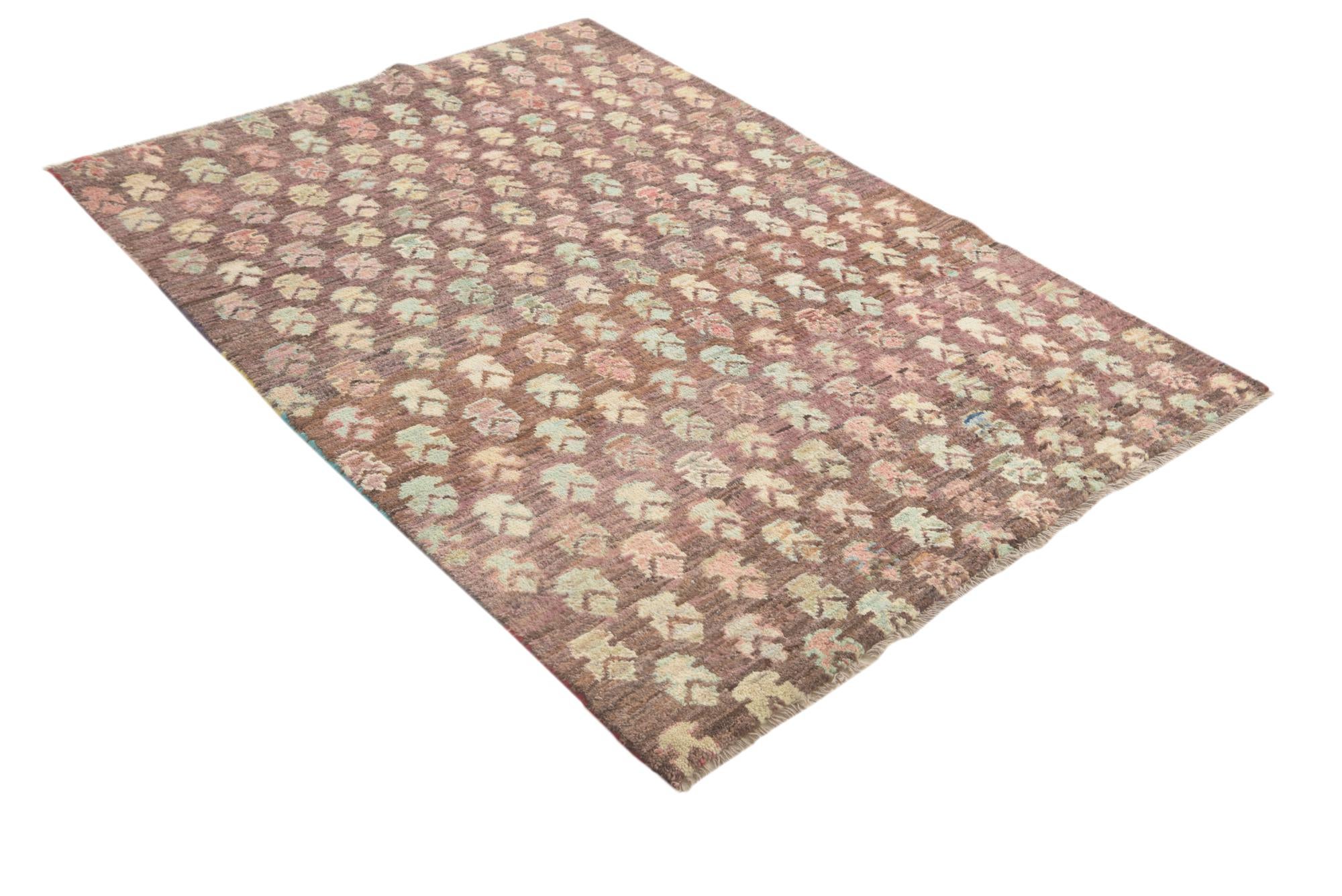 4' 1 x 5' 9 Hand Knotted Balouch Wool Rug
